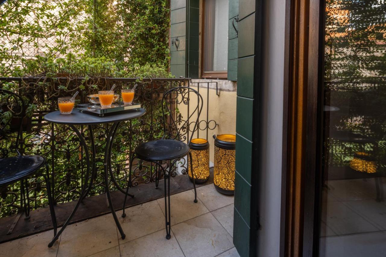 Accademia Apartments R&R Venice Exterior photo